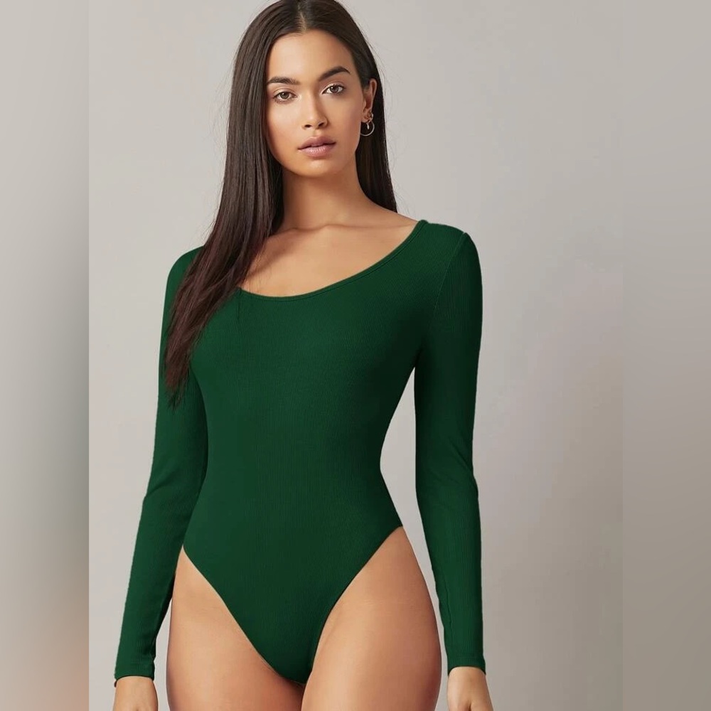Ritchi Bodysuit for women size m  color green  like new long sleeve